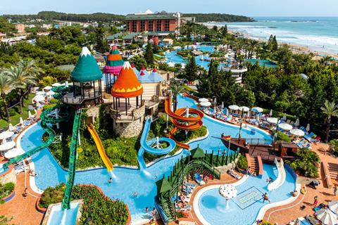 Boek Hotel AQI Pegasos Royal in de plaats Alanya op Turkse Rivièra voor 2026