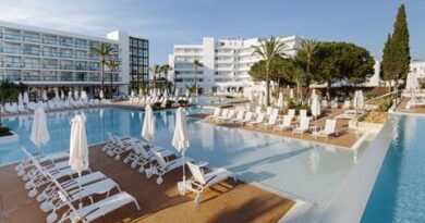 Boek Hotel AluaSoul Ibiza in de plaats Es Canar op Ibiza voor 2026