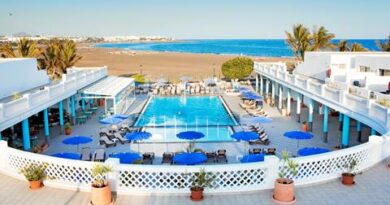 Boek  Hotel Las Costas in de plaats Puerto del Carmen op Lanzarote voor 2026