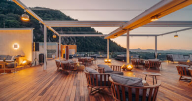 Waar moet je een conctail drinken op corfu? Bekijk de 10 beste rooftopbars