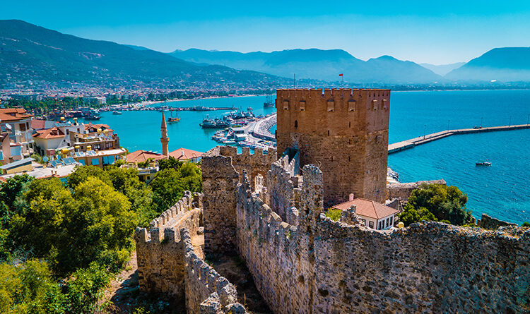 Lees hier alles over wat de beste tijd is om Alanya te bezoeken.